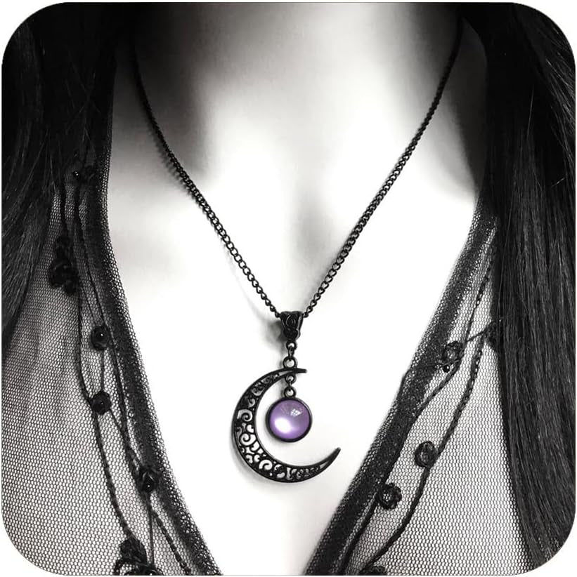 Gothic Crystal Necklace Crescent Moon Jewelry for Women Punk Vintage Black Moon Pendant Necklaces